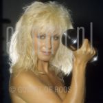 17-10-1988 Vanessa, Connie Breukhoven on location, by order of Panorama Magazine.

[keywords]Posed, Headshot, Eyecontact, Weightlifting[/keywords]
